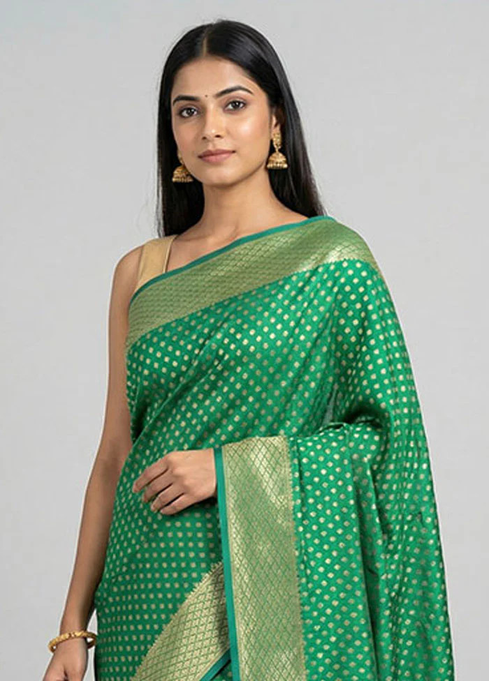 Green Kora Silk Saree With Blouse Piece - Image 2
