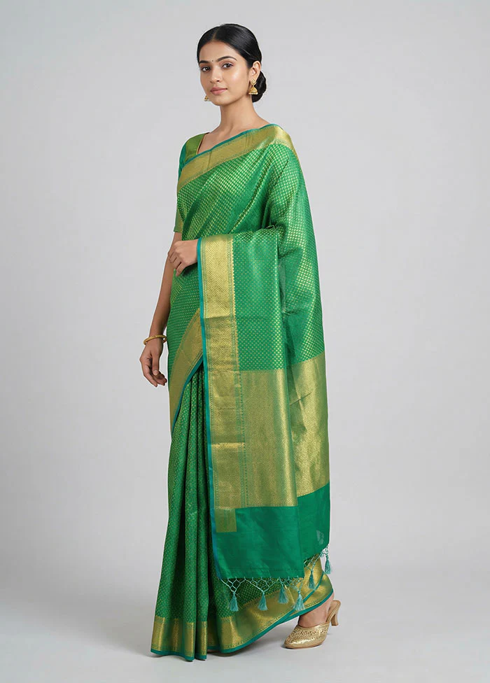 Green Kora Silk Saree With Blouse Piece