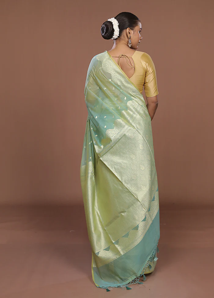 Green Kora Silk Saree With Blouse Piece - Image 3