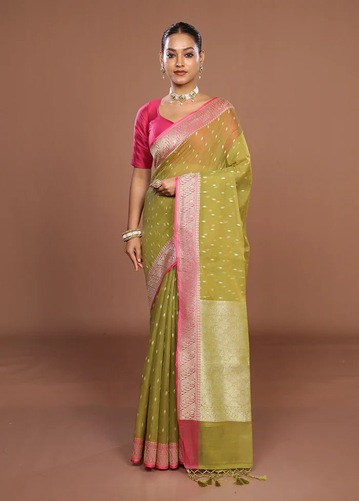 Green Kora Silk Saree With Blouse Piece - Image 2