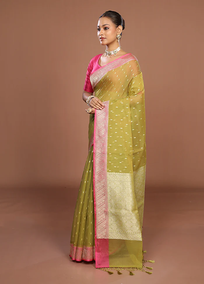 Green Kora Silk Saree With Blouse Piece - Image 4