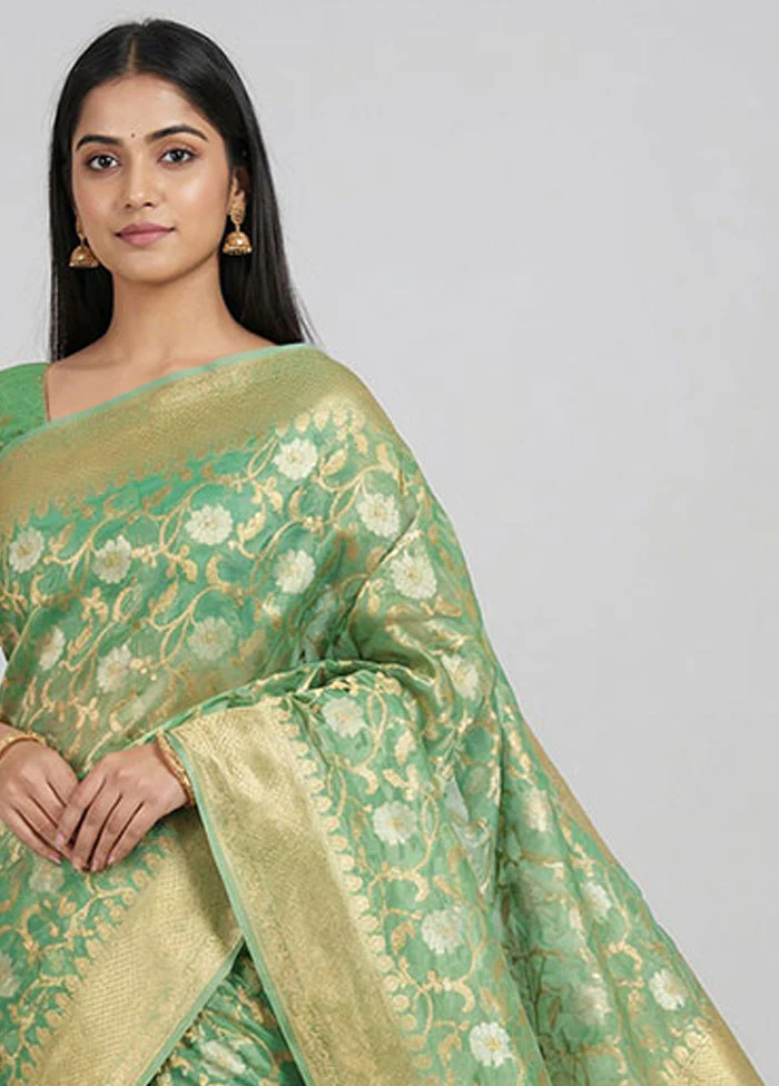 Green Kora Silk Saree With Blouse Piece - Image 2