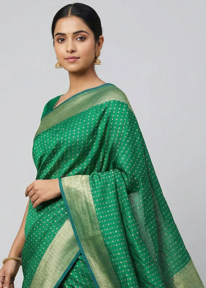 Green Kora Silk Saree With Blouse Piece - Image 2