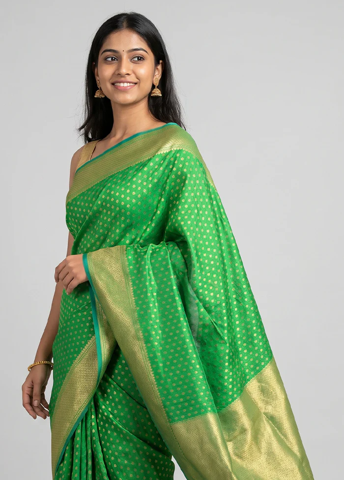 Green Kora Silk Saree With Blouse Piece - Image 2
