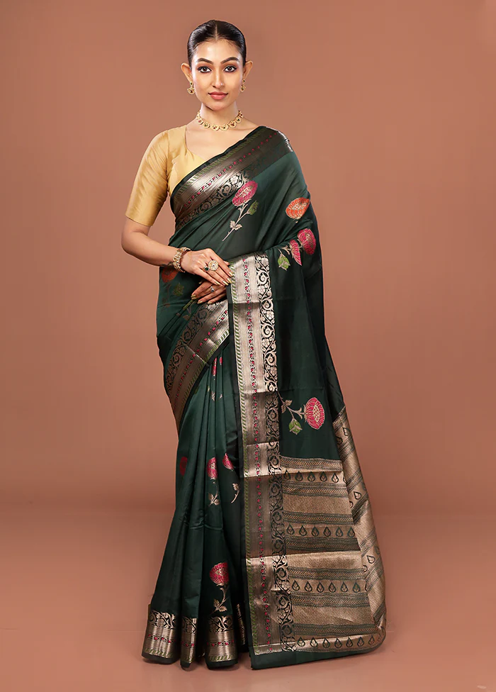Green Kora Silk Saree With Blouse Piece - Image 2