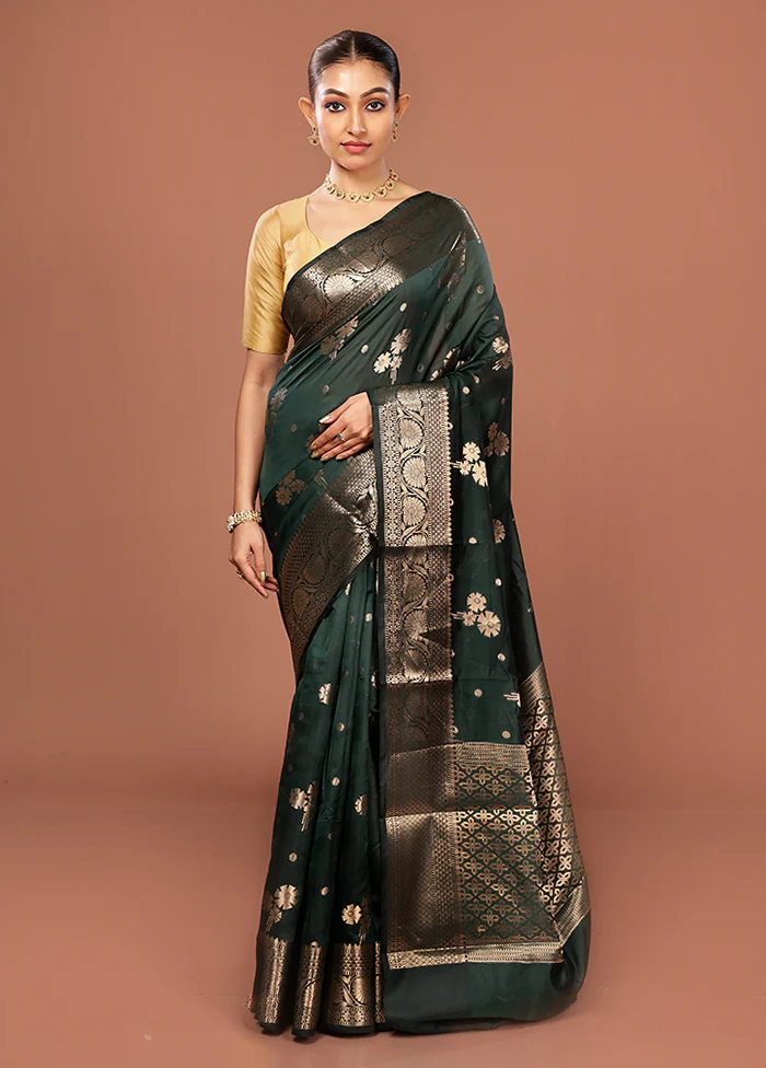 Green Kora Silk Saree With Blouse Piece - Image 2