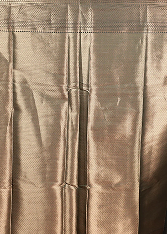Green Kora Silk Saree With Blouse Piece - Image 5
