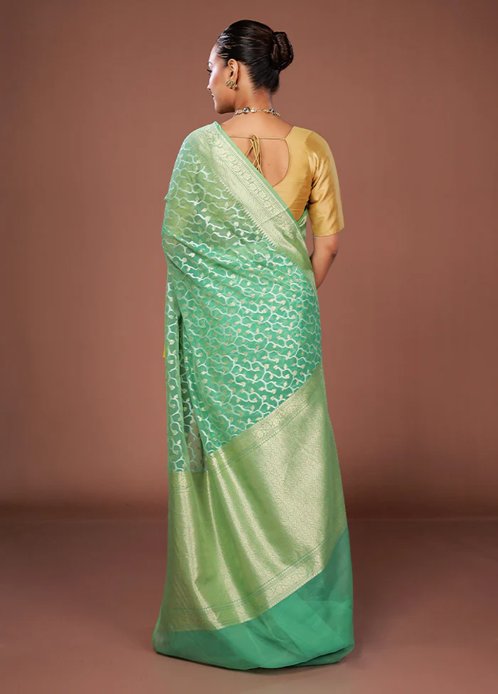 Green Kora Silk Saree With Blouse Piece - Image 3