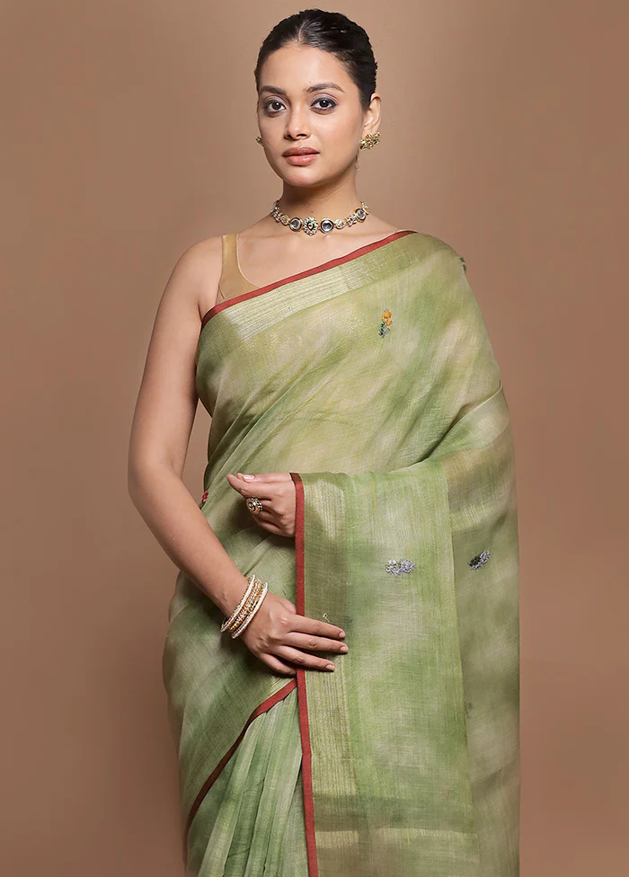 Green Linen Silk Saree With Blouse Piece - Image 2