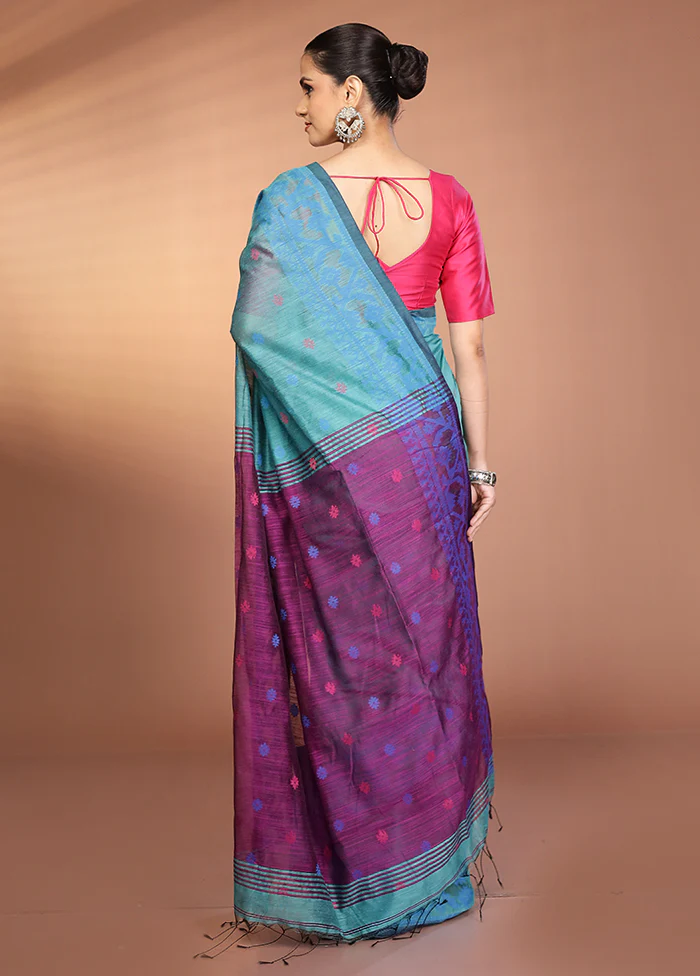 Green Matka Silk Saree With Blouse Piece - Image 3