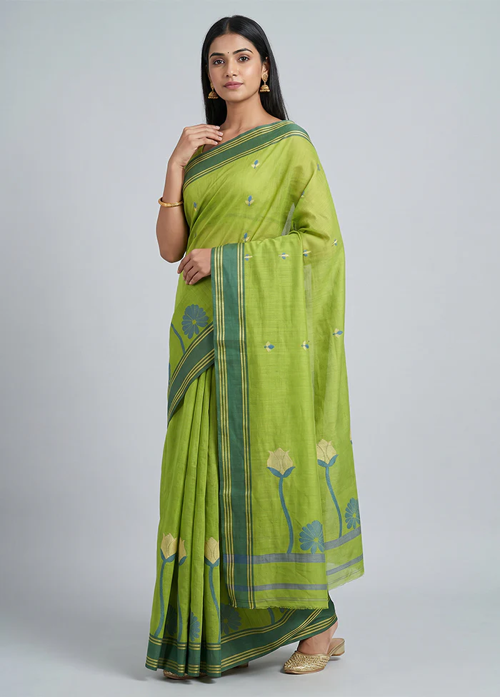 Green Matka Silk Saree With Blouse Piece
