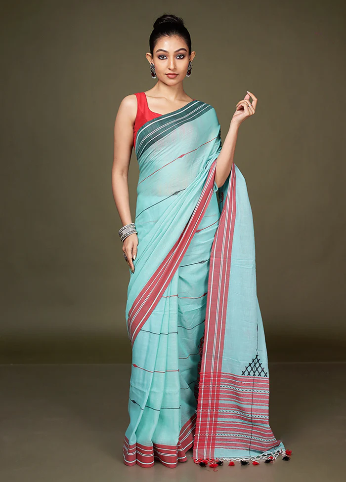 Green Matka Silk Saree With Blouse Piece - Image 2