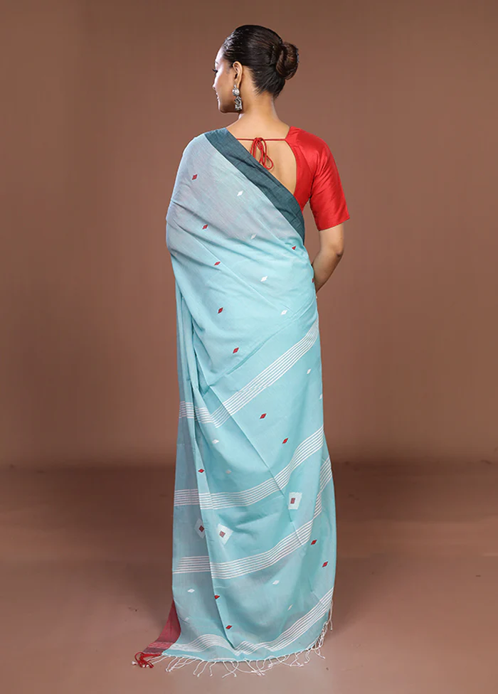 Blue Matka Silk Saree With Blouse Piece - Image 3