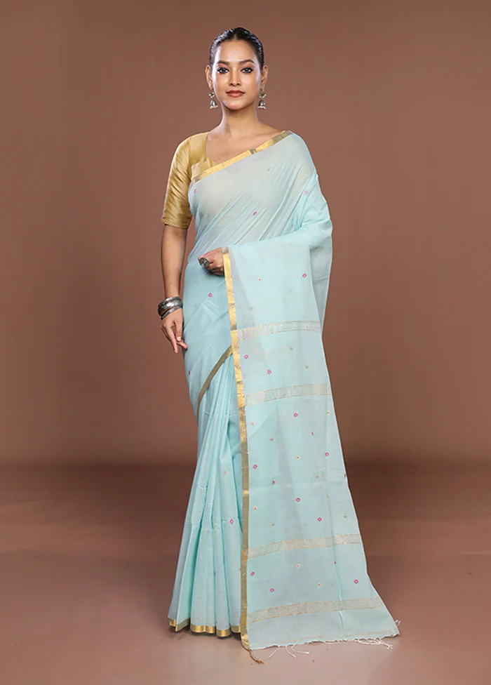 Green Matka Silk Saree With Blouse Piece - Image 2