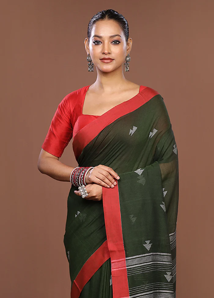 Green Matka Silk Saree With Blouse Piece