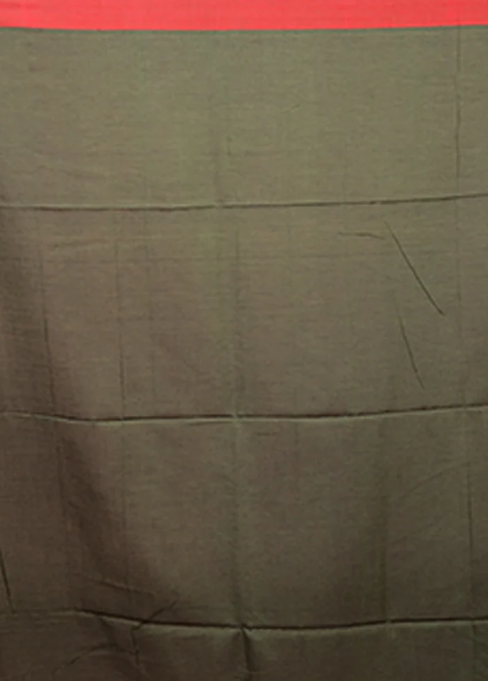 Green Matka Silk Saree With Blouse Piece - Image 5