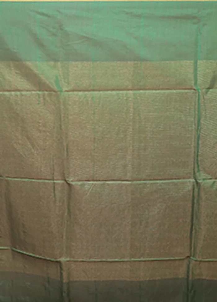 Green Matka Silk Saree With Blouse Piece - Image 5