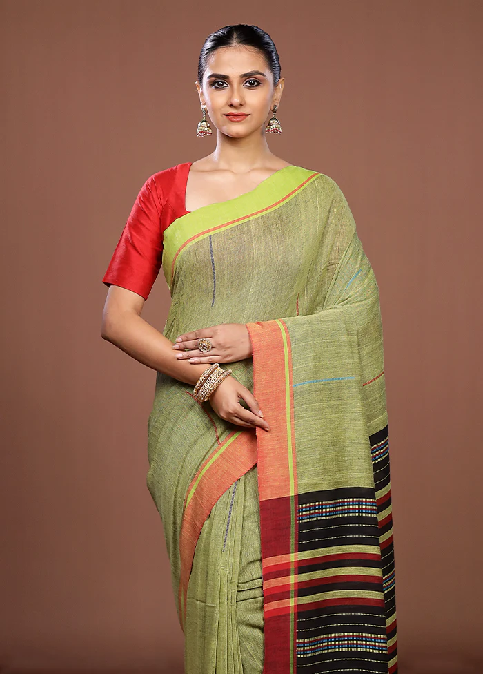 Green Matka Silk Saree With Blouse Piece