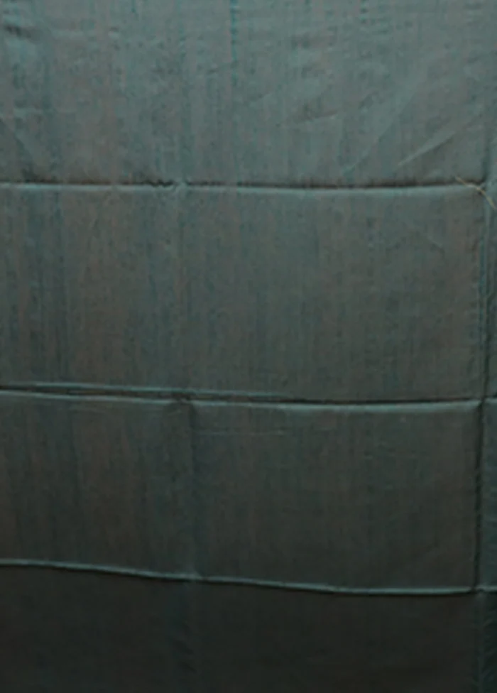 Green Matka Silk Saree With Blouse Piece - Image 5