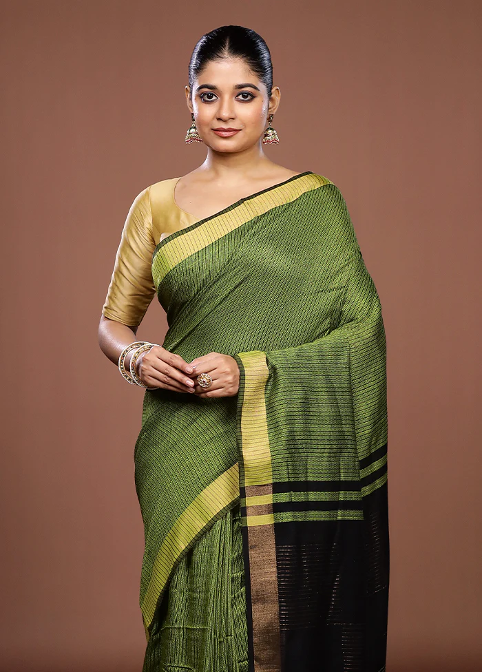 Green Matka Silk Saree With Blouse Piece