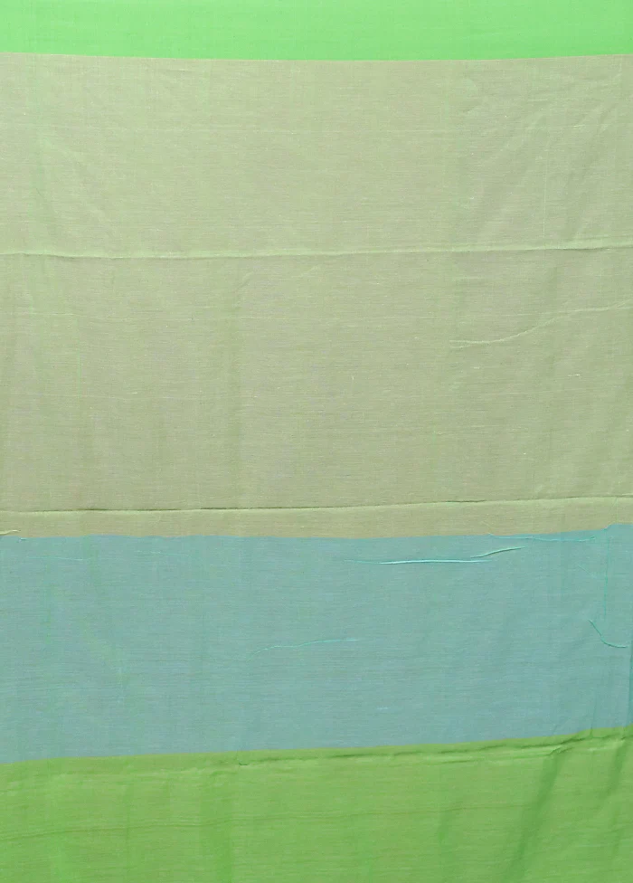 Green Matka Silk Saree With Blouse Piece - Image 5