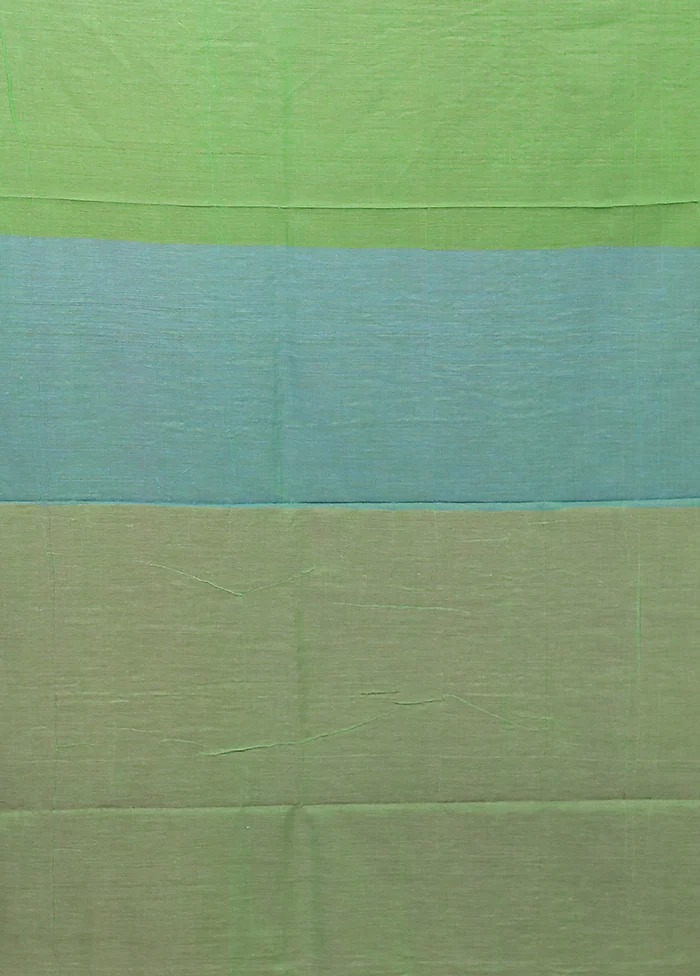 Green Matka Silk Saree With Blouse Piece - Image 5