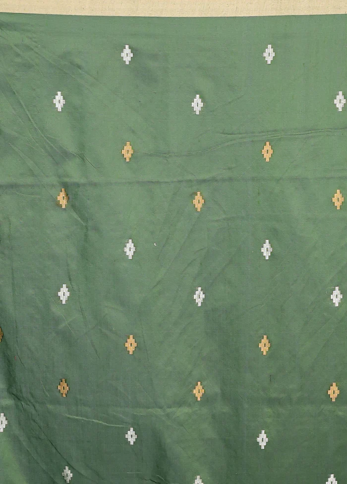 Green Matka Silk Saree Without Blouse Piece - Image 5