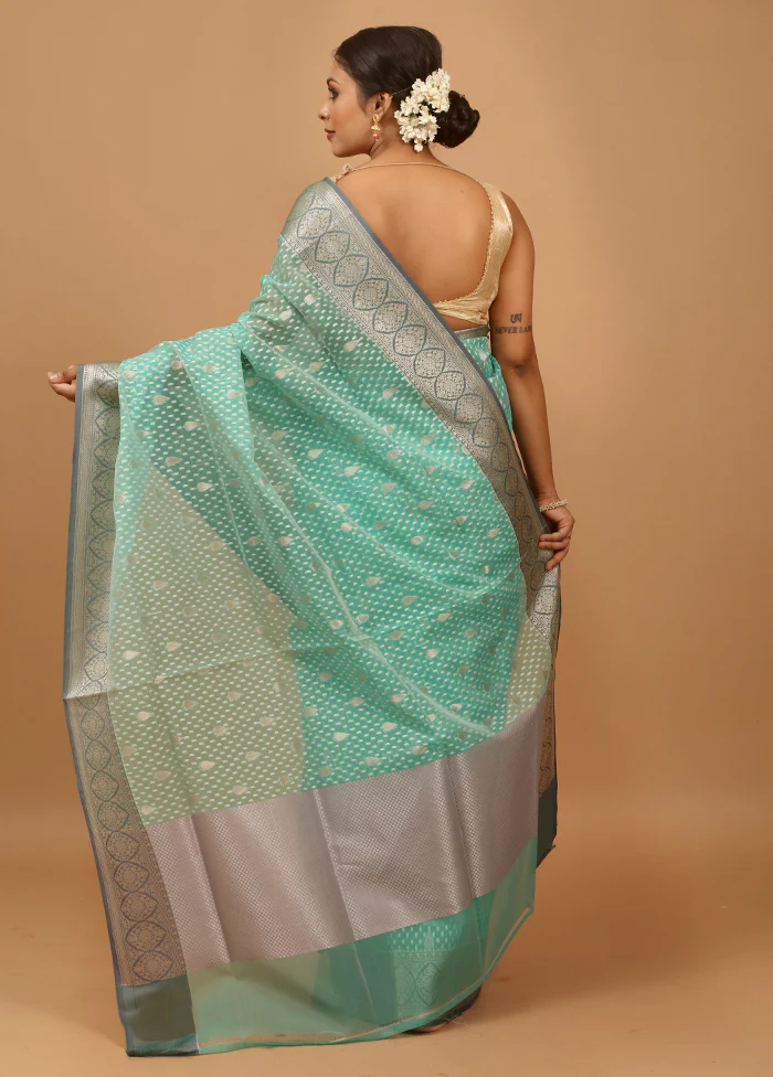 Green Organza Saree With Blouse Piece - Image 3