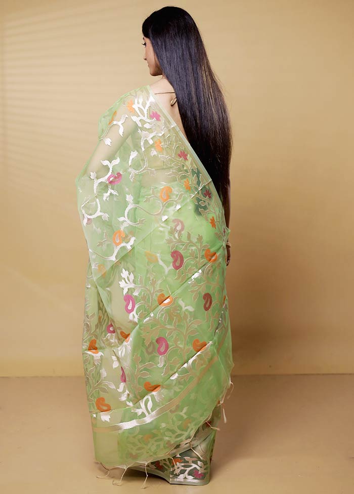 Green Organza Saree With Blouse Piece - Image 3