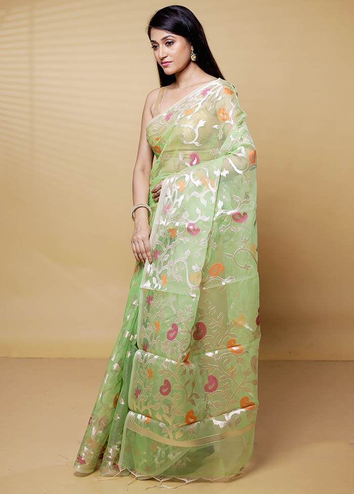 Green Organza Saree With Blouse Piece - Image 4