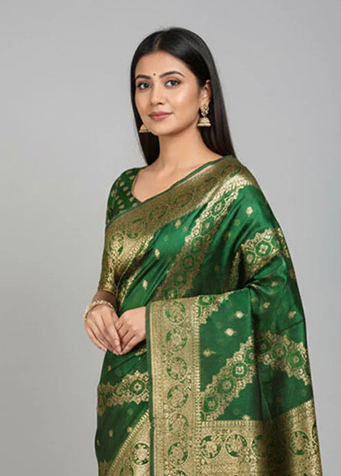 Green Organza Saree With Blouse Piece - Image 2