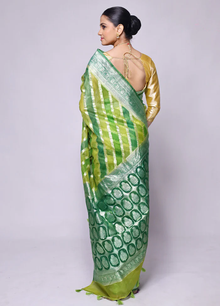 Green Organza Saree With Blouse Piece - Image 3