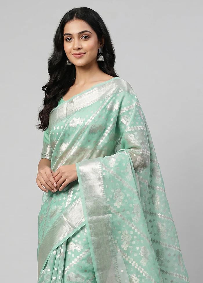 Green Organza Saree With Blouse Piece - Image 2