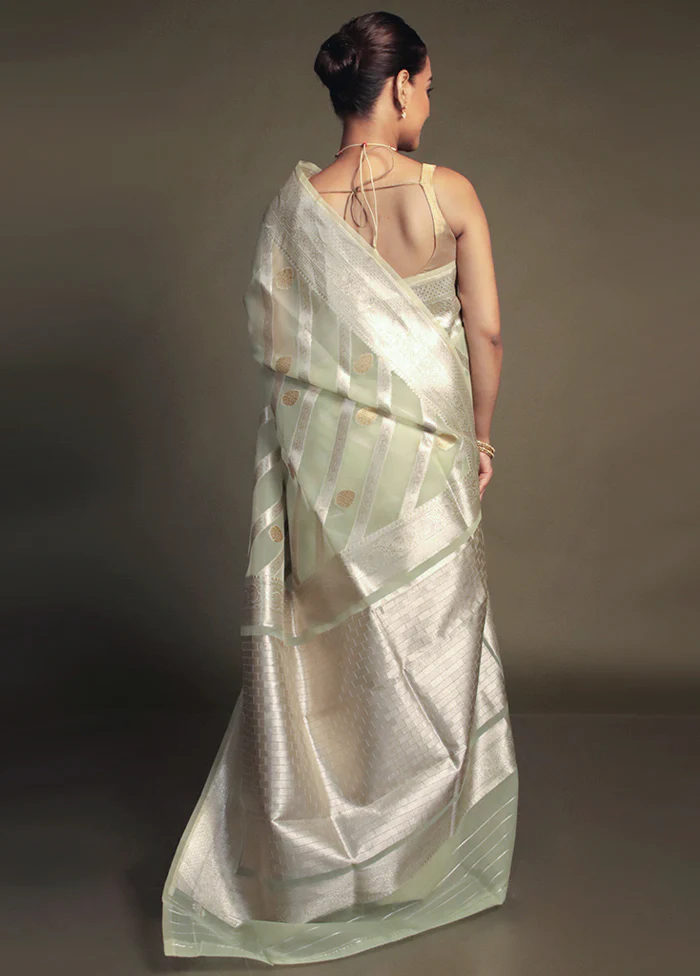 Green Organza Saree With Blouse Piece - Image 3