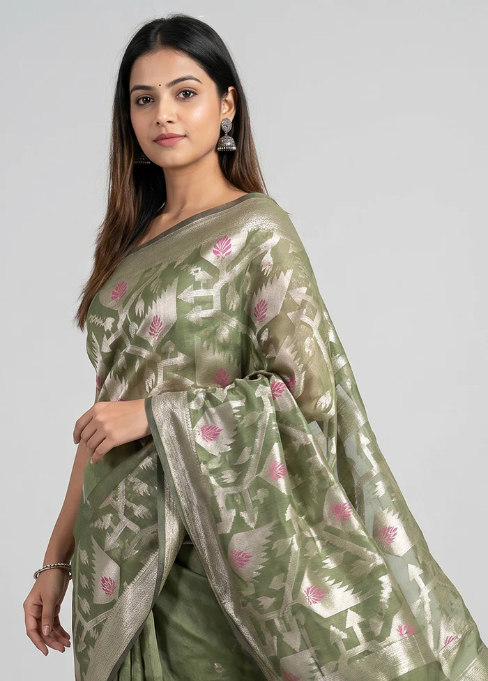 Green Organza Saree With Blouse Piece - Image 2