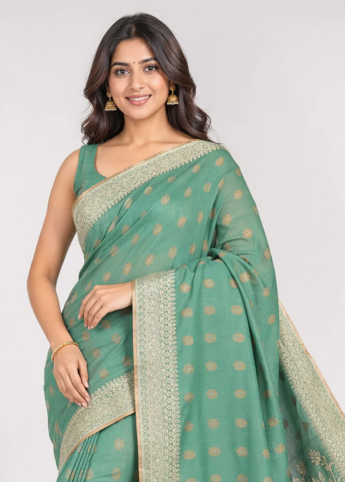 Green Organza Saree With Blouse Piece - Image 2