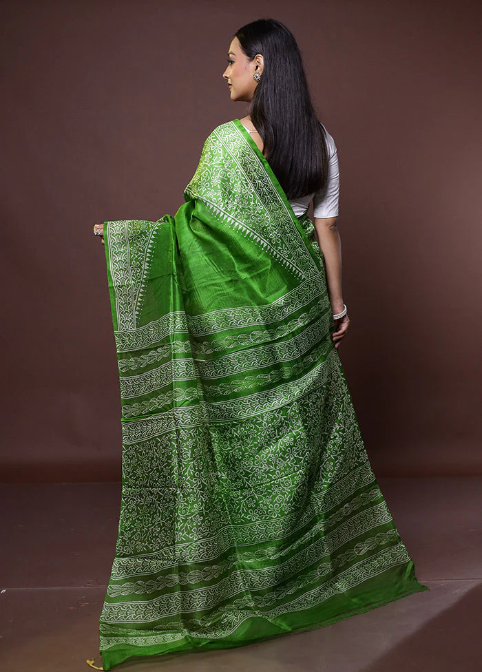 Green Printed Pure Silk Saree Without Blouse Piece - Image 3