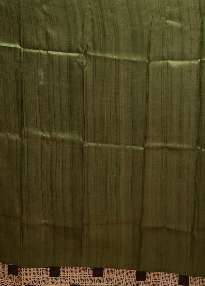 Green Printed Silk Saree Without Blouse Piece - Image 5