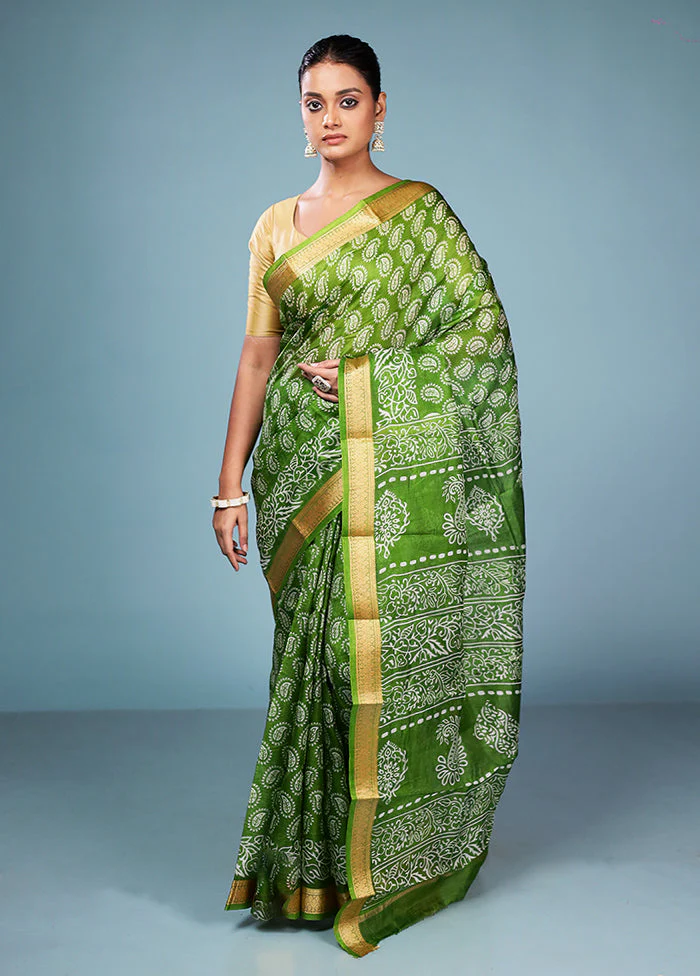 Green Printed Pure Silk Saree Without Blouse Piece - Image 2