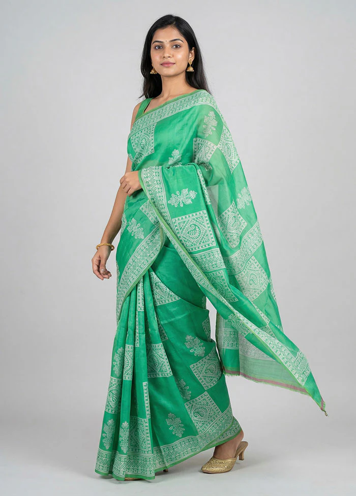 Green Printed Silk Saree Without Blouse Piece