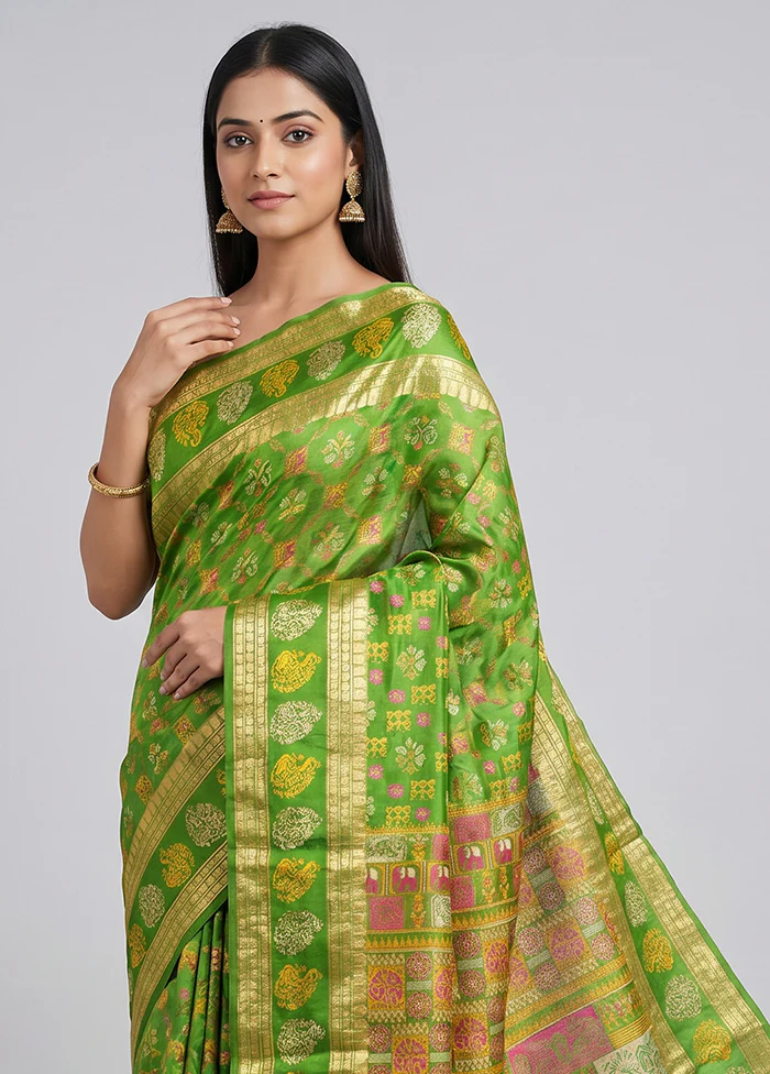 Green Printed Silk Saree Without Blouse Piece - Image 2