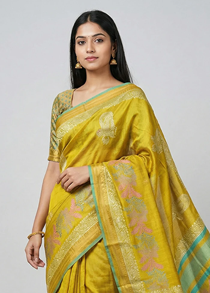 Green Printed Silk Saree Without Blouse Piece - Image 2