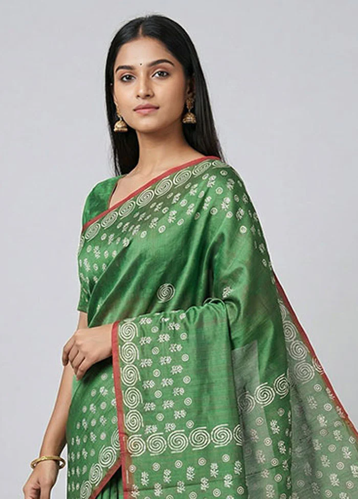 Green Printed Silk Saree Without Blouse Piece - Image 2