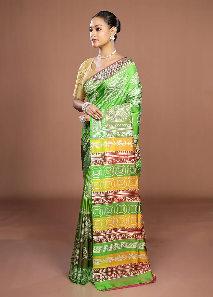 Green Pure Bishnupuri Silk Saree With Blouse Piece - Image 4