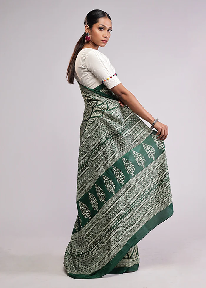 Green Printed Silk Saree Without Blouse Piece - Image 4