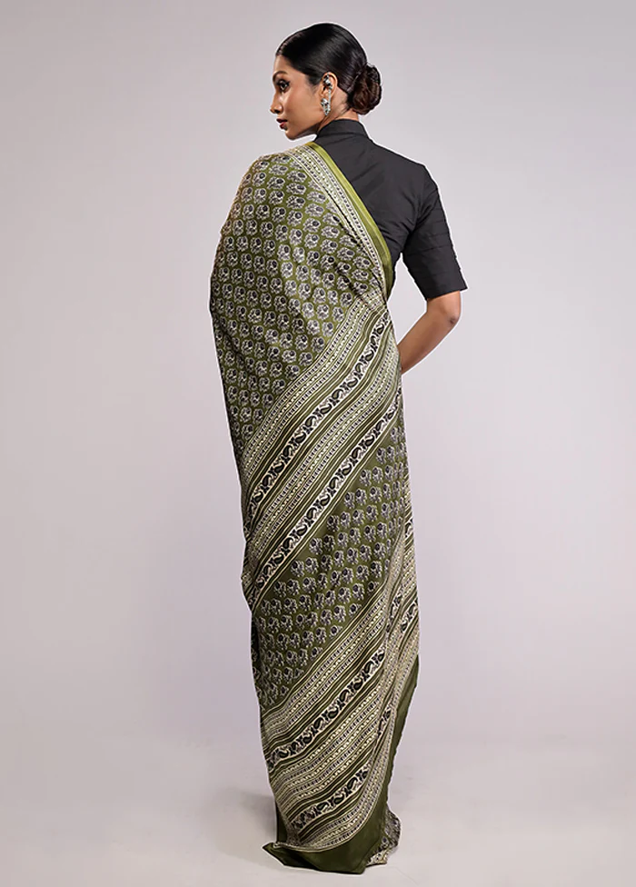 Green Printed Silk Saree Without Blouse Piece - Image 3