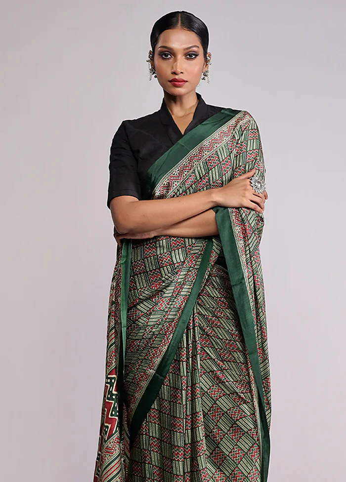 Green Printed Silk Saree With Blouse Piece
