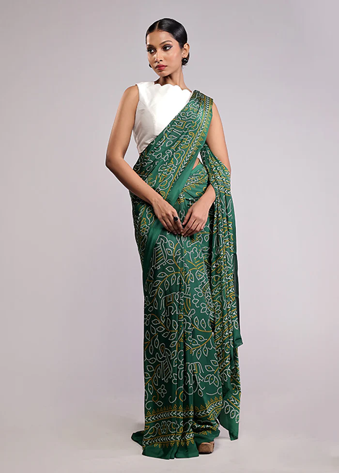 Green Printed Silk Saree With Blouse Piece - Image 2