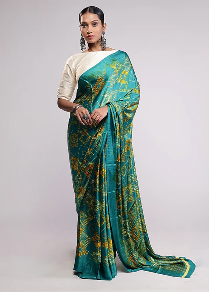 Green Printed Silk Saree Without Blouse Piece - Image 2