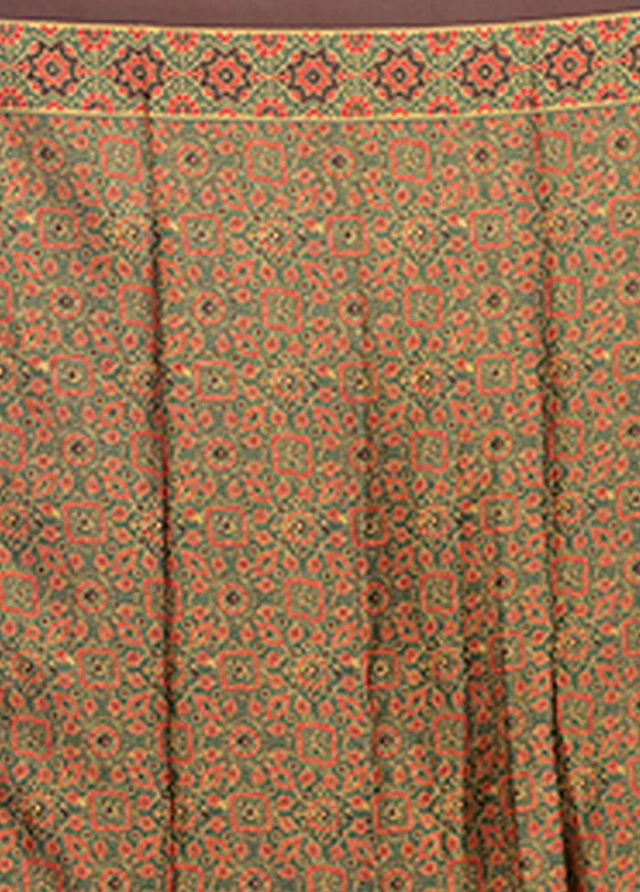 Green Printed Silk Saree Without Blouse Piece - Image 5